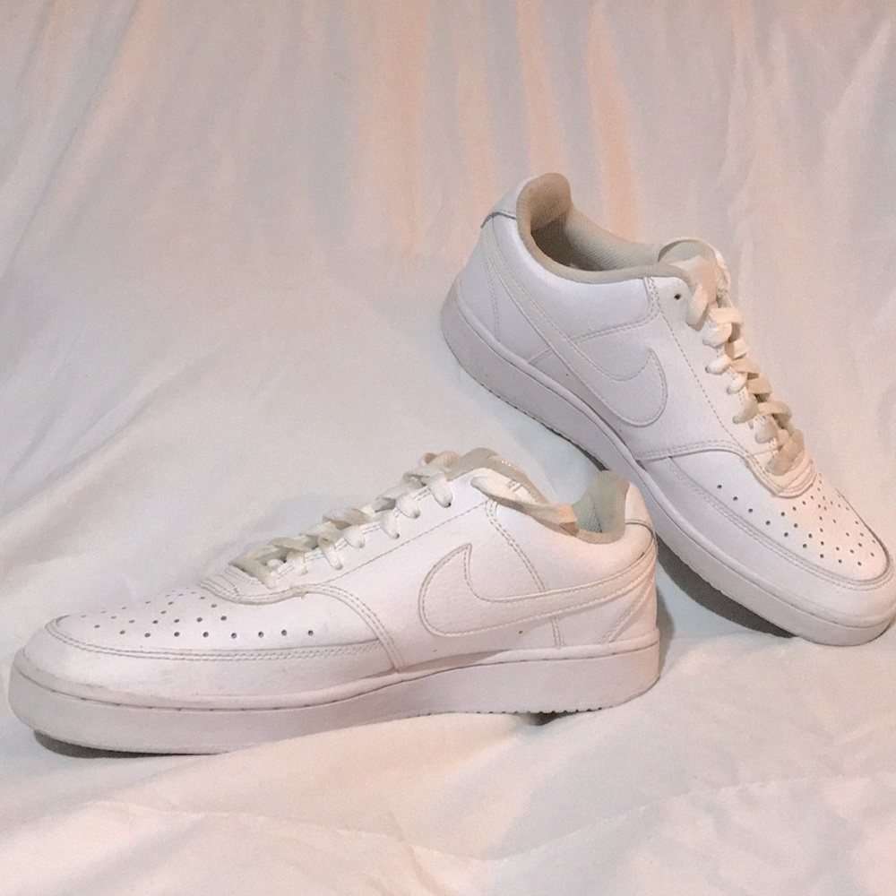 Nike Court Vision Low mens 9
